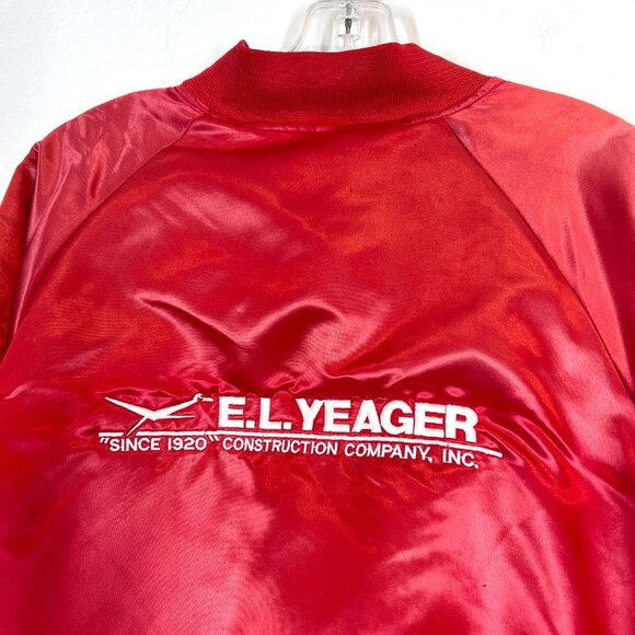 Vintage Hartwell Bomber Jacket Satin Nylon Quilted Red Embroidered Name USA - Picture 4 of 9